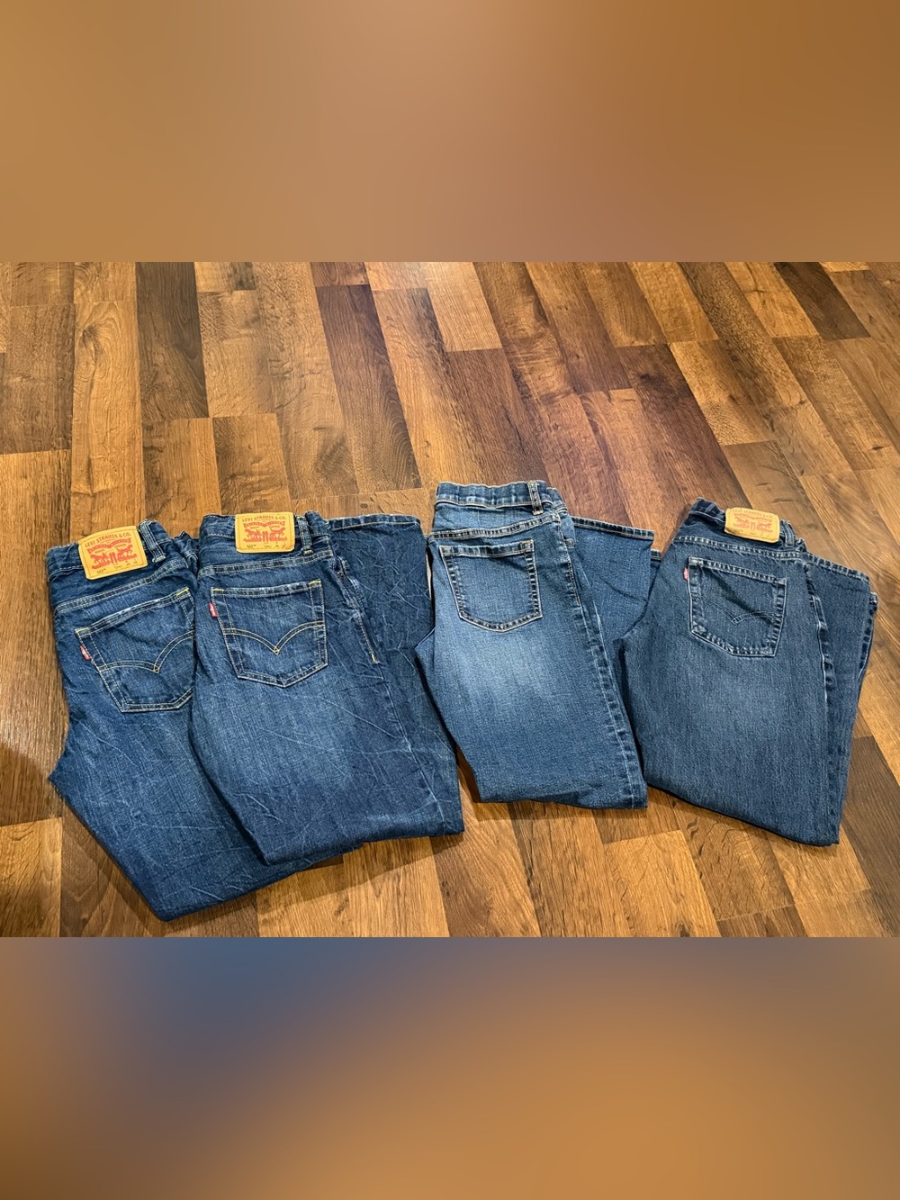 Lot of 4 pairs boys jeans size 12 - 3 pairs Levi’s and 1 pair Old Navy